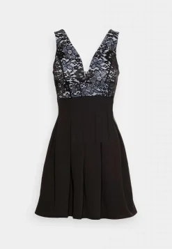 Wal G Belle V Neck Skater Dress – Cocktail Dress / Party Dress . Excellent|Women Dress