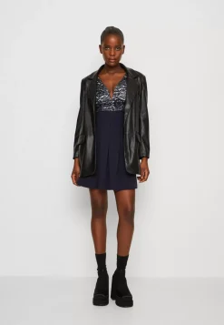 Wal G Belle V Neck Skater Dress – Cocktail Dress / Party Dress . Opening Sales|Women Dress