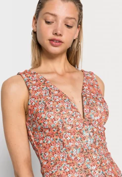 Wal G Coast V Neck Playsuit – Jumpsuit . Special|Women Jumpsuit