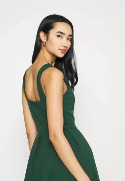 Wal G Nadia Vplunge Neck Skater Dress – Cocktail Dress / Party Dress . Closeout Sale|Women Dress