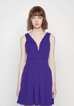 Wal G Plain V Neck Skater – Jersey Dress . Excellent|Women Dress