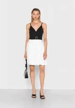 Wal G Talullabelted Skater Dress – Cocktail Dress / Party Dress . Official|Women Dress