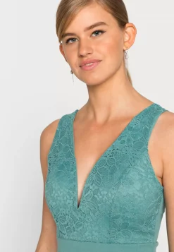 Wal G V Neck Skater – Cocktail Dress / Party Dress . Cheap|Women Dress